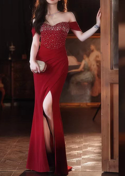 Elegantes schulterfreies Meerjungfrauen-Abendkleid mit Perlenbesatz, herzförmigem Ausschnitt und hohem Schlitz, Ballkleid DP7794