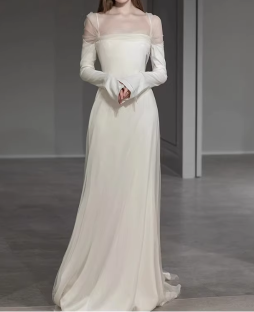 Vintage Ivory Sheath Sheer Long Sleeve Square Neck Tulle Wedding Dress DP7797