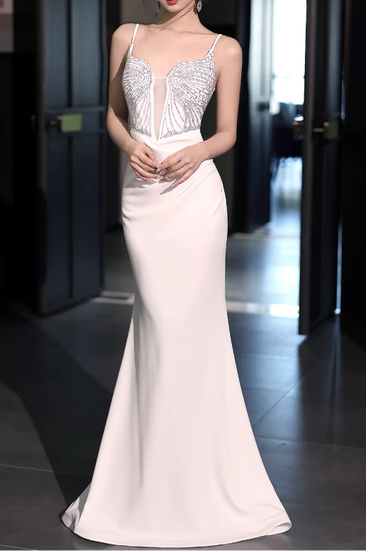 Elegant Ivory Mermaid Evening Gown Deep V-Beaded Bodice Satin Prom Dress DP7805