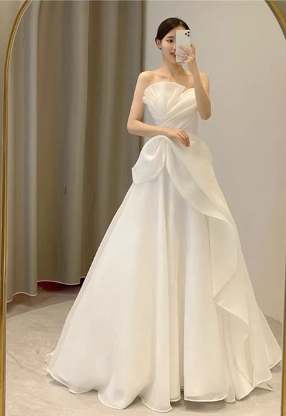 Vintage Strapless A-Line Draped Chiffon Bodice & Flowy Organza Skirt Wedding Dress DP7829