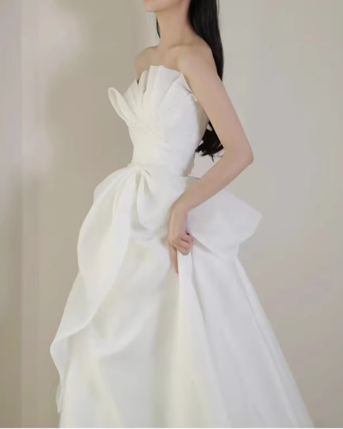 Vintage Strapless A-Line Draped Chiffon Bodice & Flowy Organza Skirt Wedding Dress DP7829