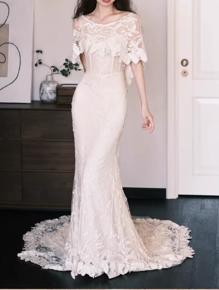 Glamorous White Lace Wedding Dress with Capelet Sheer Mermaid Bridal Gown with Chapel Train DP7844