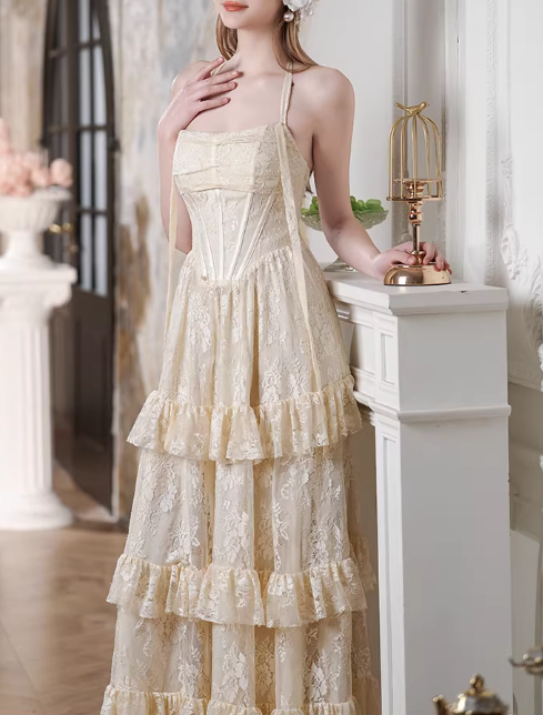 Vintage Ivory Lace Tiered Maxi Dress Corset Bodice Spaghetti Strap Wedding Dress DP7857