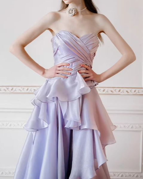 Romantic Lilac Prom Dress Sweetheart Ruffle Strapless Sweet 15 Quinceanera Ball Gown DP7859