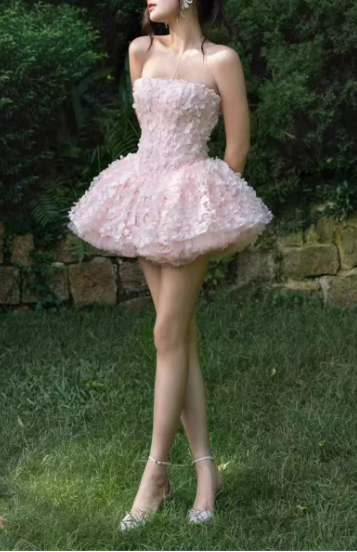 Vintage Pink Floral Applique Strapless Ruffled Tulle Homecoming Dress A-Line Mini Party Gown DP7876
