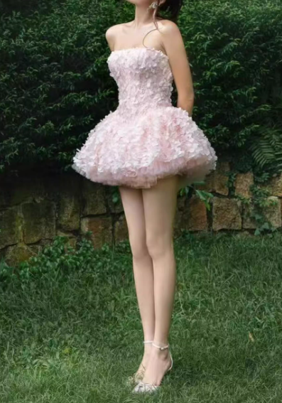 Vintage Pink Floral Applique Strapless Ruffled Tulle Homecoming Dress A-Line Mini Party Gown DP7876