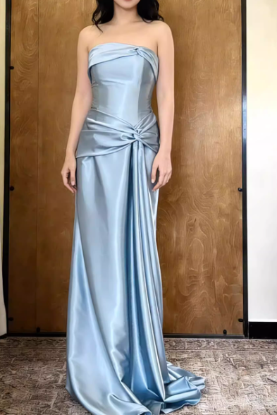 Robe de soirée élégante en satin bleu clair drapé, bustier fourreau, robe de bal DP7877