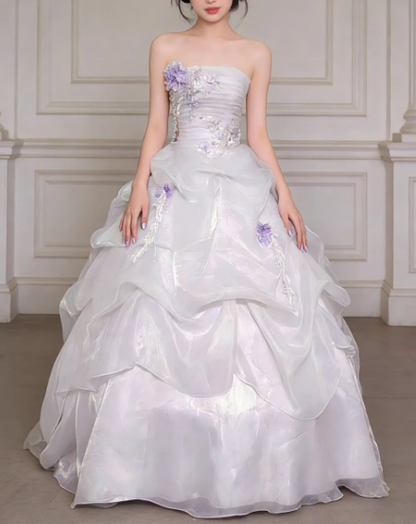 Elegantes lavendelfarbenes, trägerloses A-Linien-Organza-Ballkleid mit 3D-Blumenmuster für Sweet 15, Quinceañera, DP7887