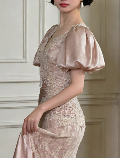 Robe de bal de luxe couleur champagne, robe de soirée sirène en dentelle et satin avec manches bouffantes DP7885