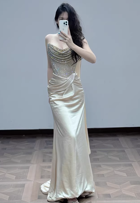 Robe de soirée bustier élégante en sequins et satin champagne DP7889