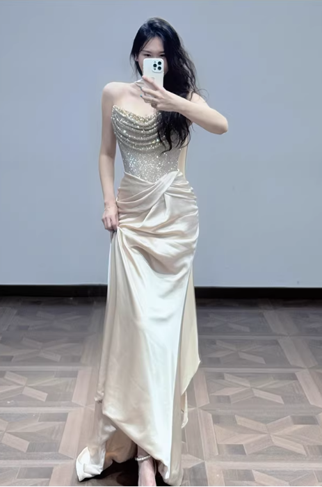 Robe de soirée bustier élégante en sequins et satin champagne DP7889