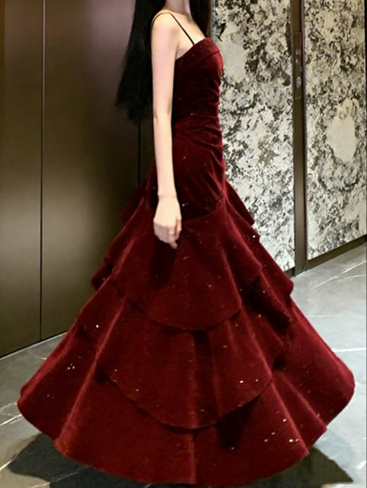 Glamorous Burgundy Velvet Tiered Prom Dress Sequins Spaghetti Strap Evening Gown DP7927