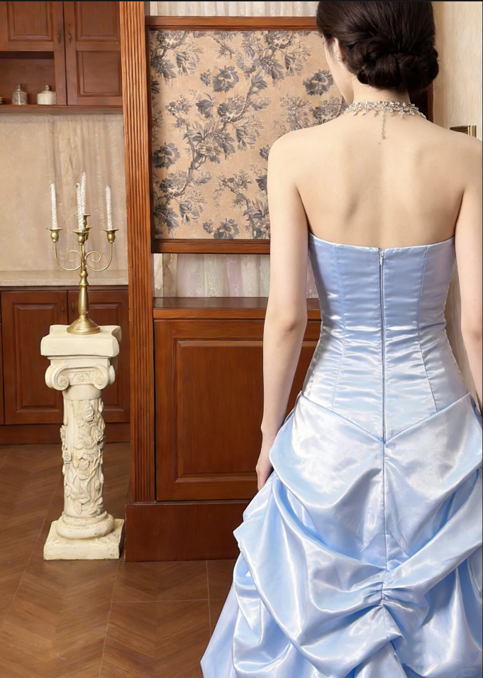 Vintage hellblaues trägerloses Satin-Ballkleid mit Raffungen für Sweet 15 Quinceañera DP7939