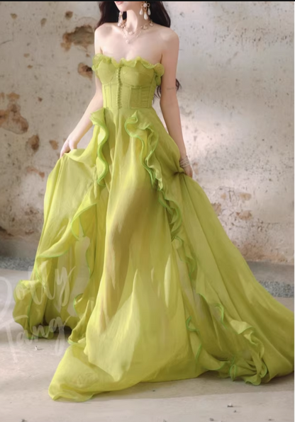 Chic Lime Green Strapless Ruffled Chiffon Prom Dress DP7970