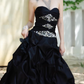 Elegantes schwarzes trägerloses, perlenbesetztes Satin-Ballkleid mit Raffungen für Sweet 15 Quinceañera DP7976