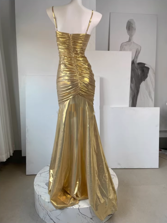 Luxury Gold Metallic Prom Dress Spaghetti Strap Ruched Sweetheart Evening Gown DP7980