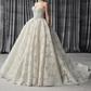 Klassisches elfenbeinfarbenes Sweetheart-Neckholder-Brautkleid in A-Linie aus Spitze DP8392