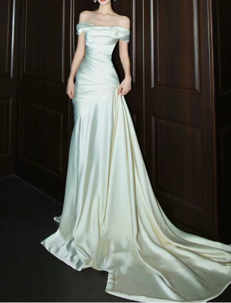 Vintage Satin Off-the-Shoulder Mermaid Ruched Prom Dress DP8568