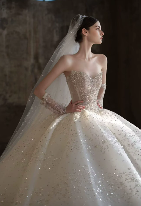 Romantic Sweetheart Strapless Beaded Detachable Long Mesh Sleeves Chapel Train A-Line Wedding Dress DP8628