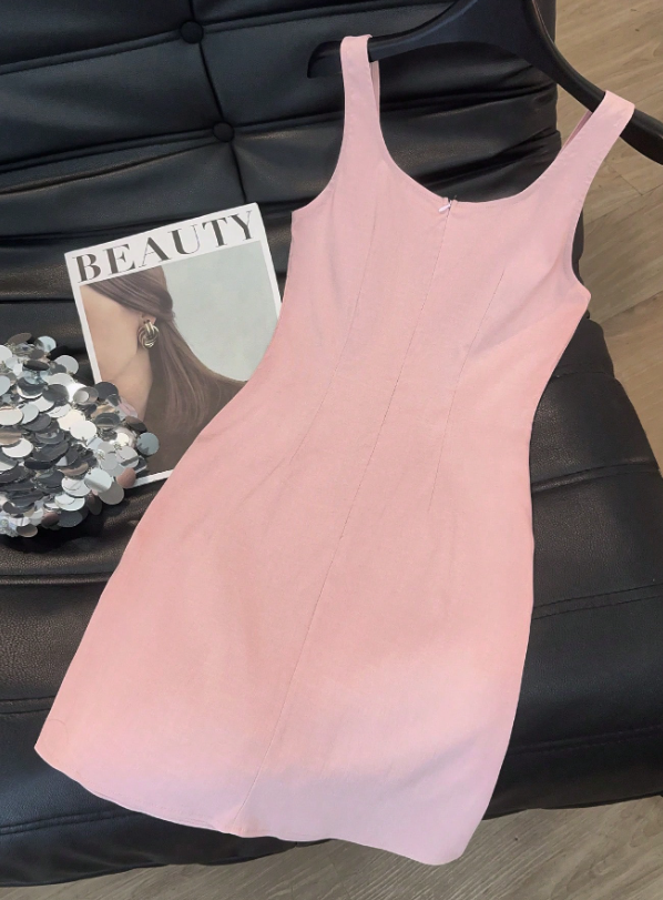 Elegant Pink Square Neck Sleeveless Satin Pearl Bow Appliques Homecoming Dress DP8699