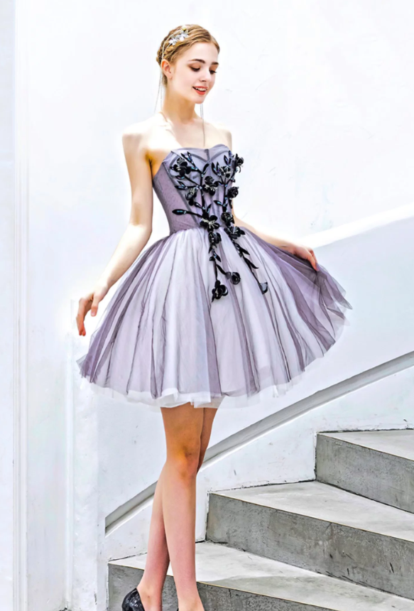 Romantic Strapless Short Floral Applique Tulle A-Line Homecoming Dress DP8803