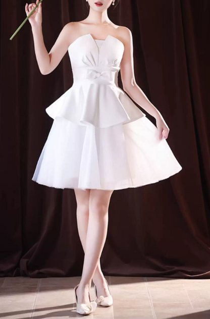 Elegant White Strapless Tiered Short Satin A-Line Homecoming Dress DP8839