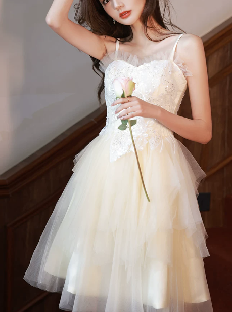 Elegant White Tulle Spaghetti Straps Sequin Sweetheart A-Line Homecoming Dress DP8841