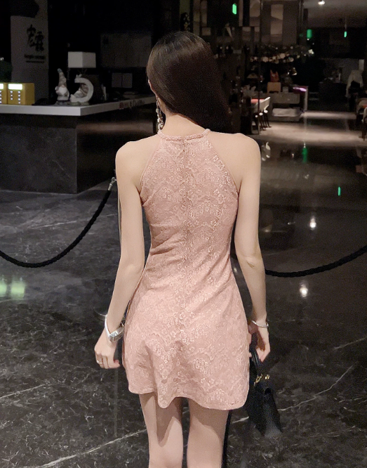 Elegant Pink Halter-Neck Lace Bow Sleeveless A‑Line Homecoming Dress DP8842