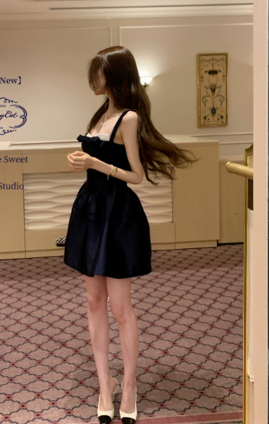 Elegant Navy Blue Satin Contrast Trim Spaghetti Strap A‑Line Homecoming Dress DP8845