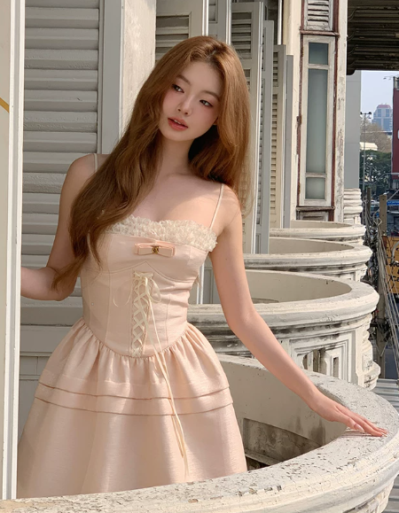 Elegant Pink Lace Trim Corset Spaghetti Strap A‑Line Homecoming Dress DP8846
