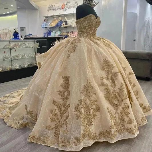 Wunderschönes Apricot Sweetheart Perlenstickerei Sweet 16 Quinceanera A-Linie Ballkleid Geburtstagskleid Abendkleid Ballkleid DP6528