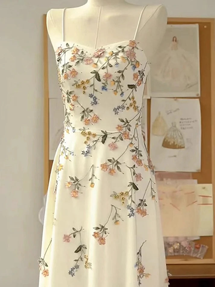 Vintage Beige Spaghetti Strap Floral Applique Design Elegant A-Line Evening Dress Prom Dress DP6109