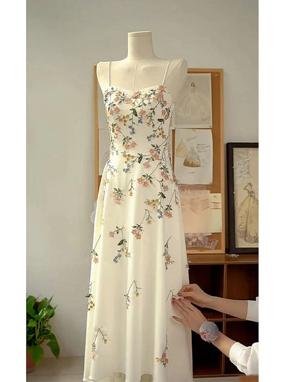 Vintage Beige Spaghetti Strap Floral Applique Design Elegant A-Line Evening Dress Prom Dress DP6109