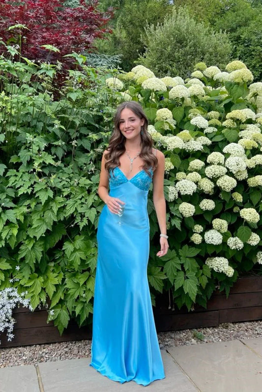 Enchanting Blue V-neck Spaghetti Strap Prom Dress Evening Dress DP6323