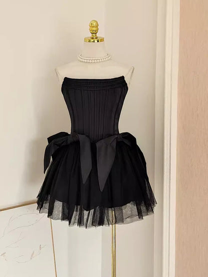 Retro Black A-line Strapless Lace-up Homecoming Dresses Short Satin 16th Birthday Dress DP6042