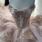 Robe de bal de quinceañera glamour en tulle rose brodé de perles, épaules dénudées, coupe trapèze, DP7153