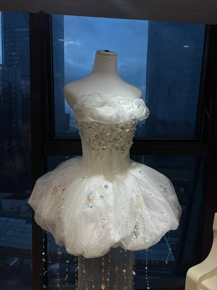 Stunning White Strapless Sequin Beaded Ruffled Tulle Corset A Line Short Homecoming Dress With Crystal Tassels XS016