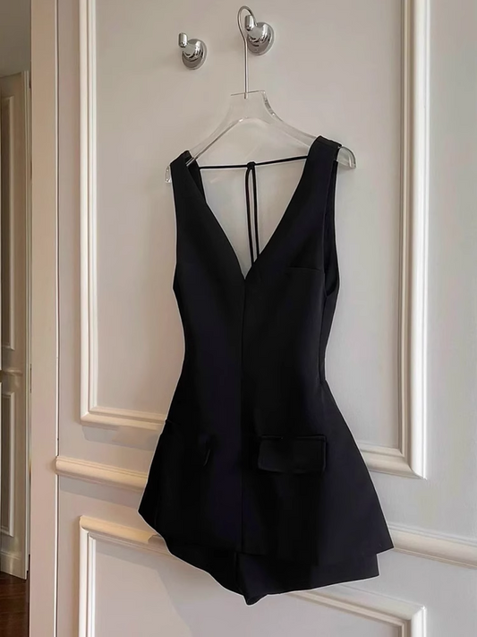 Elegantes schwarzes A-Linien-Partykleid aus Satin mit V-Ausschnitt und Schnürung, Homecoming-Kleid, DP5834