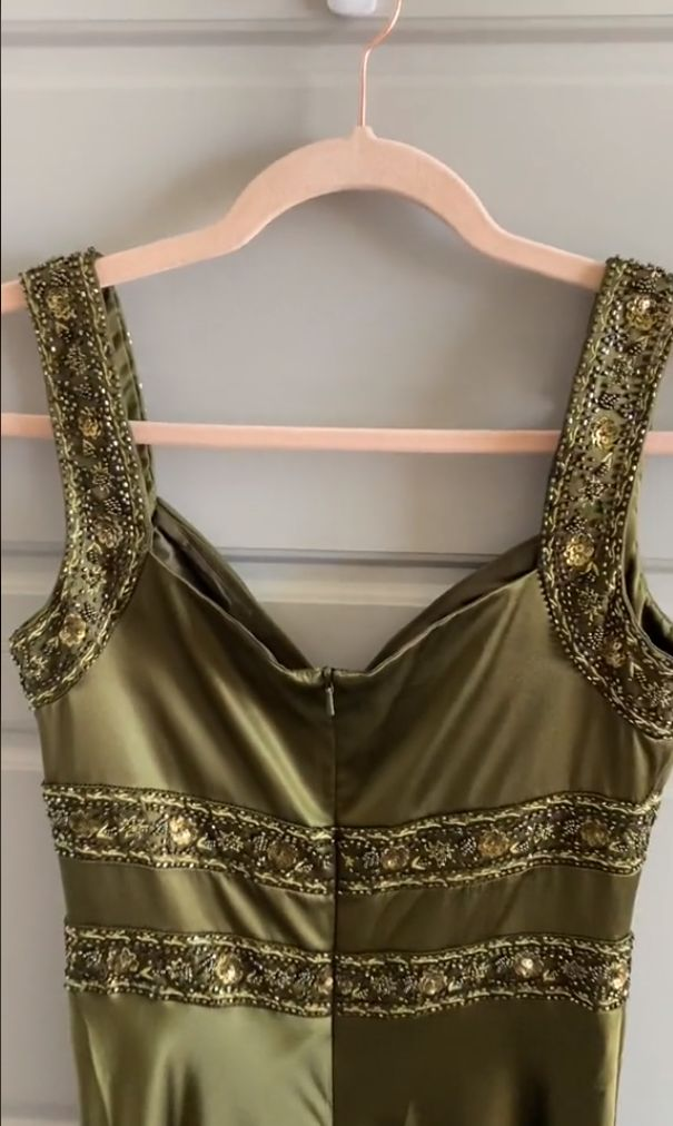 Vintage olivgrünes, satiniertes, perlenbesetztes Sweetheart Meerjungfrauen-Abendkleid DP8360