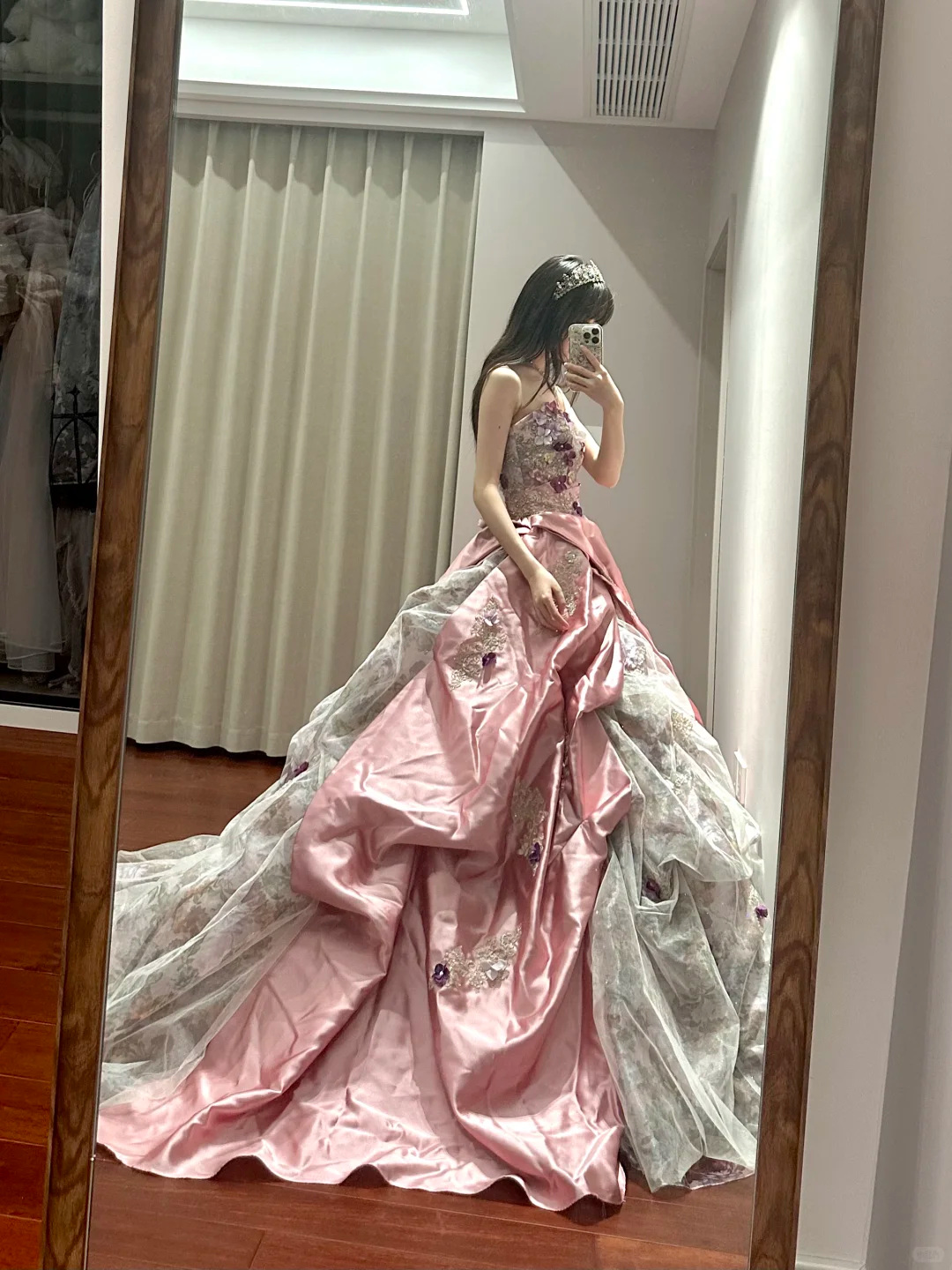 Glamorous Strapless 3D Floral Embroidery Princess Sweet 16 Quinceanera Ball Gown DP7546