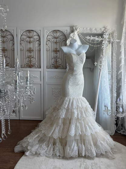 Gorgeous Strapless Sweetheart Lace Mermaid Wedding Dress Tiered Ruffled Tulle Bridal Gown DP8297