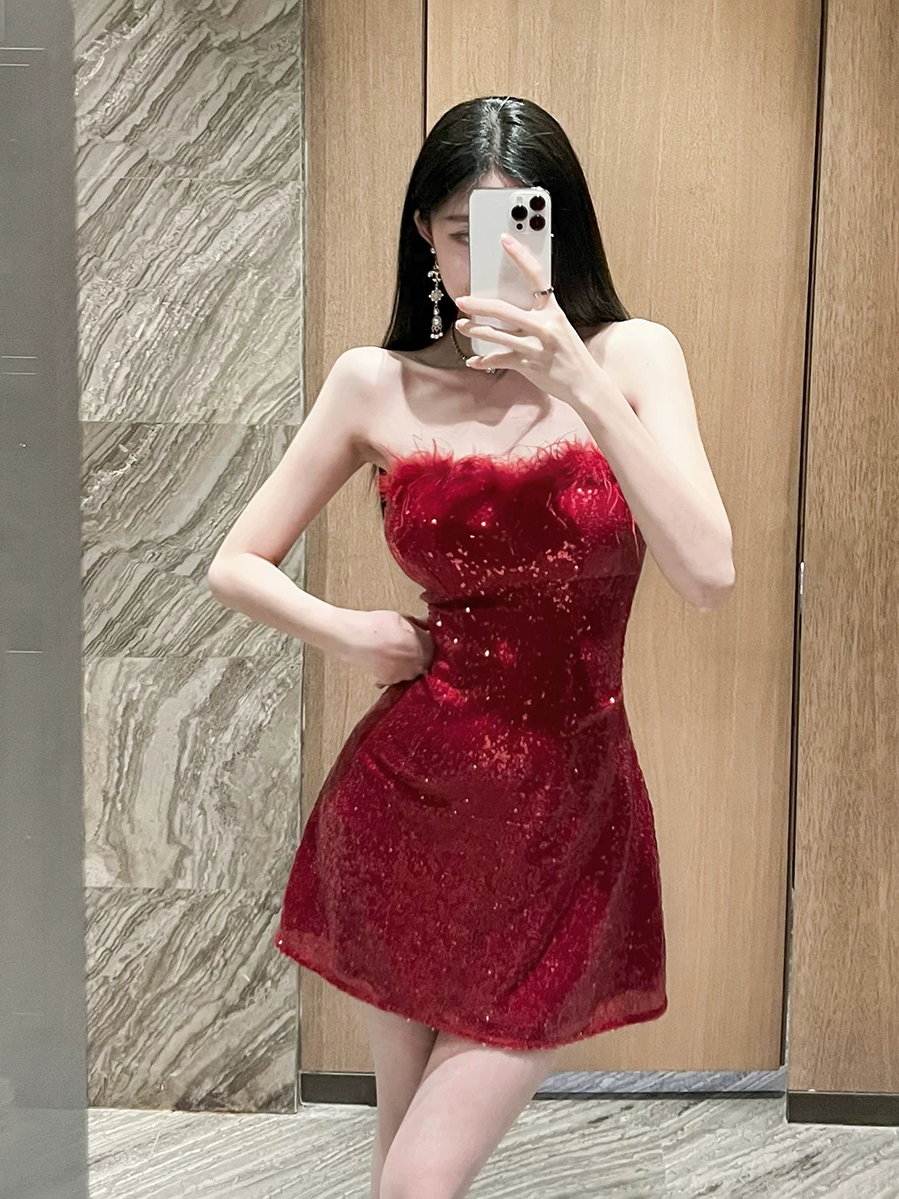 Elegant Sequin Strapless Feather Trim A-Line Homecoming Dress DP8809