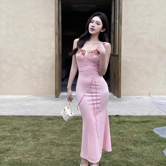 Vintage Applique Floral Spaghetti Strap Meerjungfrau Langes Sommerkleid Ballkleid Abendkleid DP6404