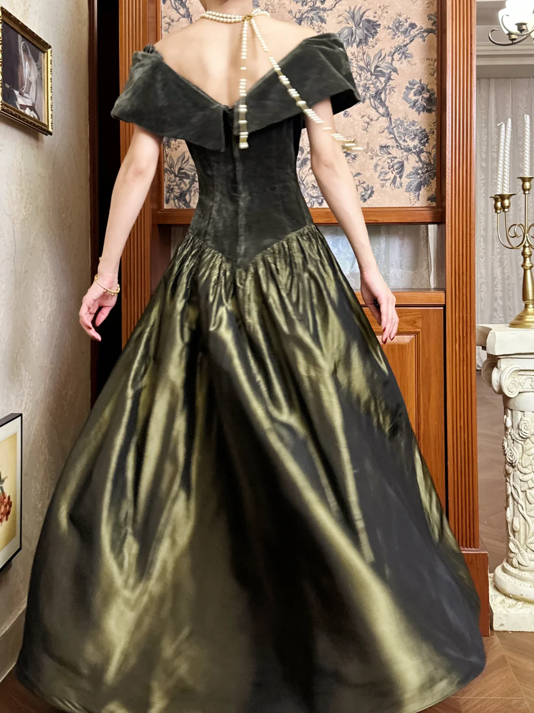 Traumhaftes smaragdgrünes schulterfreies Ballkleid für Sweet 16 Quinceañera DP7951