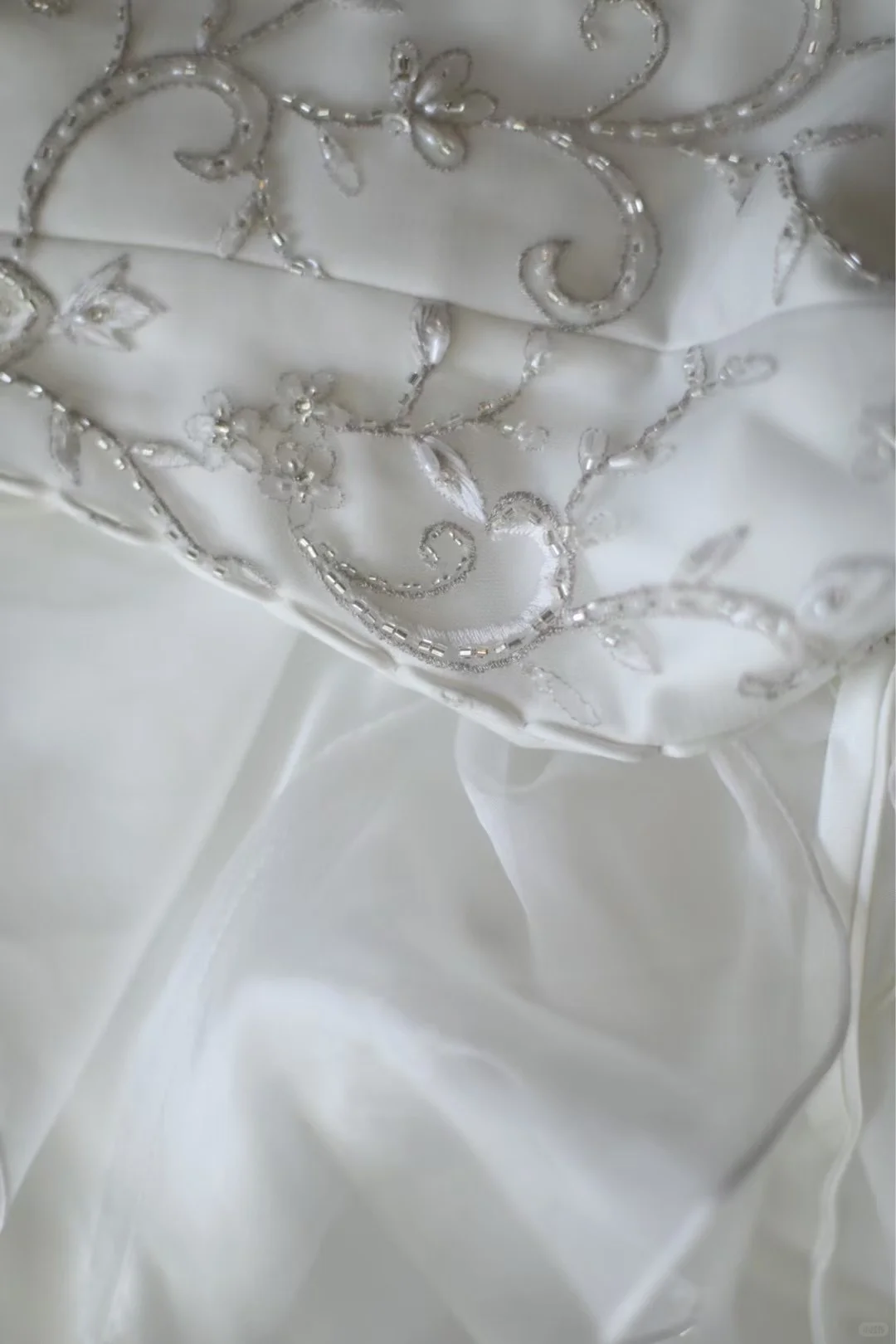 Vintage White Lace Strapless Ruffled Mermaid Embellished Bodice & Train Wedding Dress DP7653