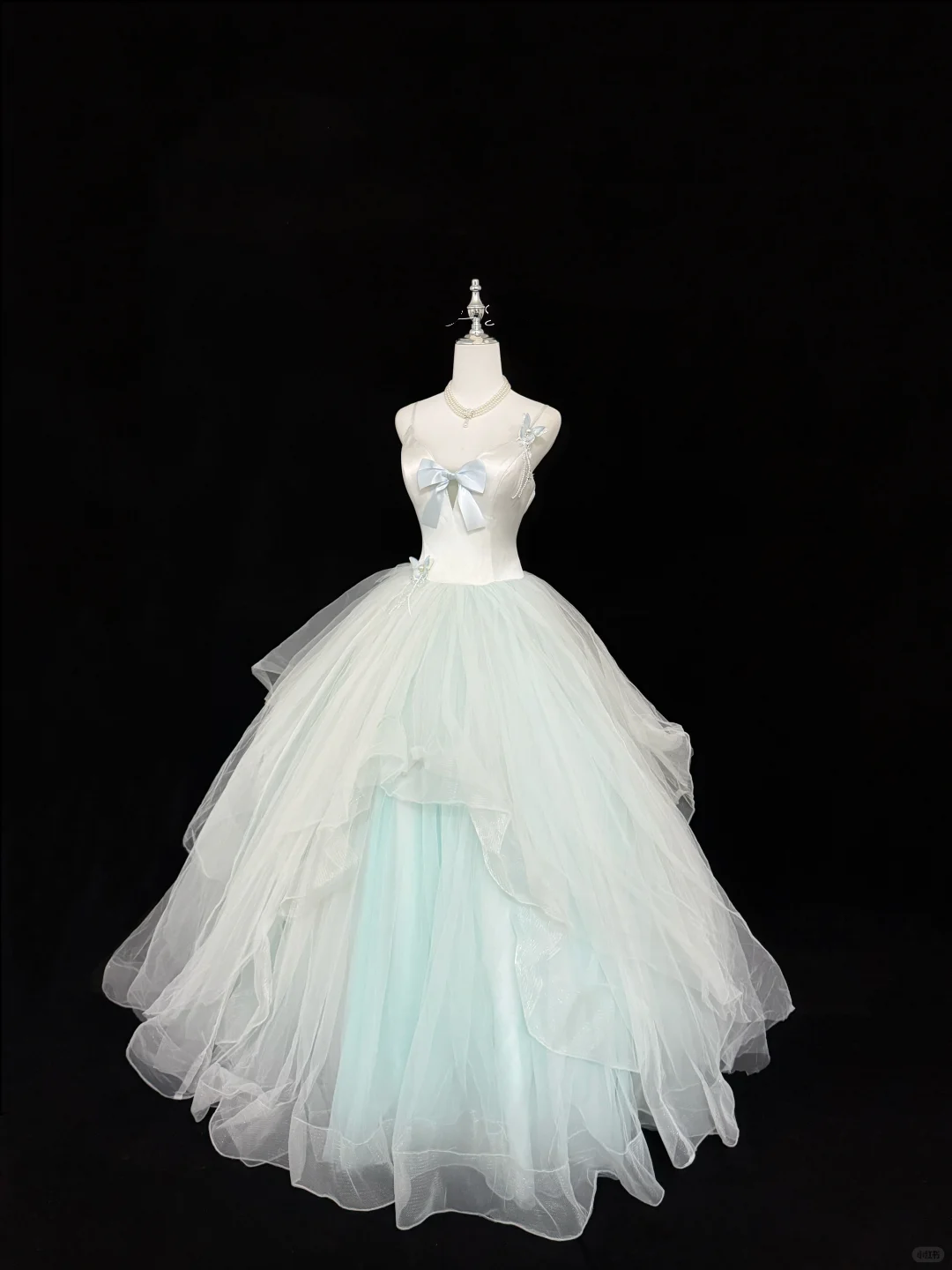 Elegant Mint Green Tulle Ball Gown Prom Dress Spaghetti Strap Bow Ruffled Sweet 16 Sweet 15 Quinceanera Ball Gown DP8253