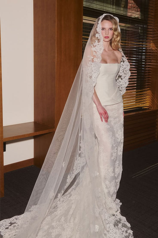 Vintage Strapless Corset Lace Mermaid High Slit & Cathedral Train Wedding Dress DP8424