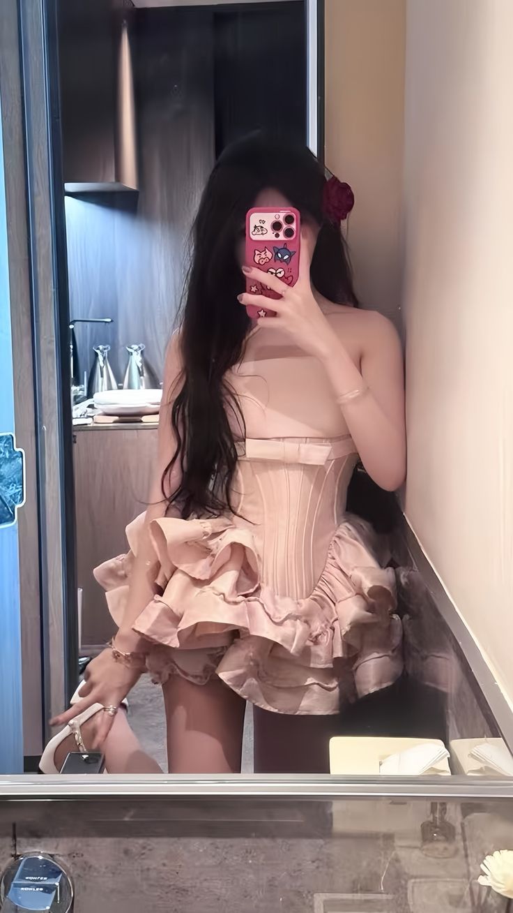 Cute Pink Tiered Ruffle A-Line Halter-Neck Homecoming Dress DP8503
