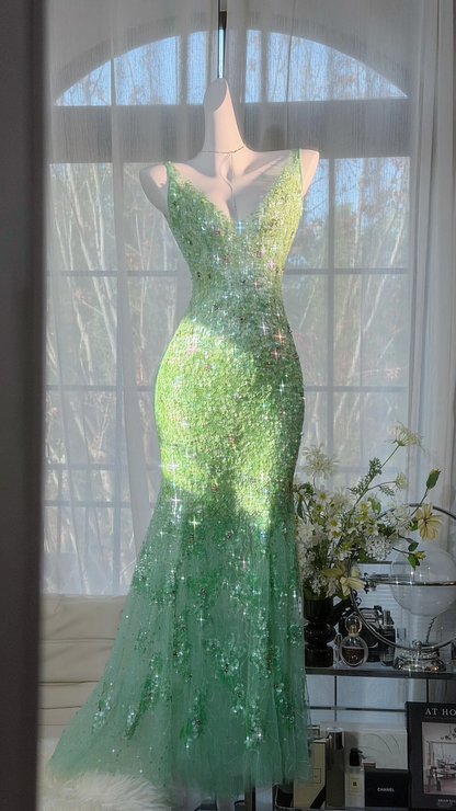 Glamorous Mint Green Sequin Mermaid Prom Gown V-Neck Beaded Evening Dress DP8127