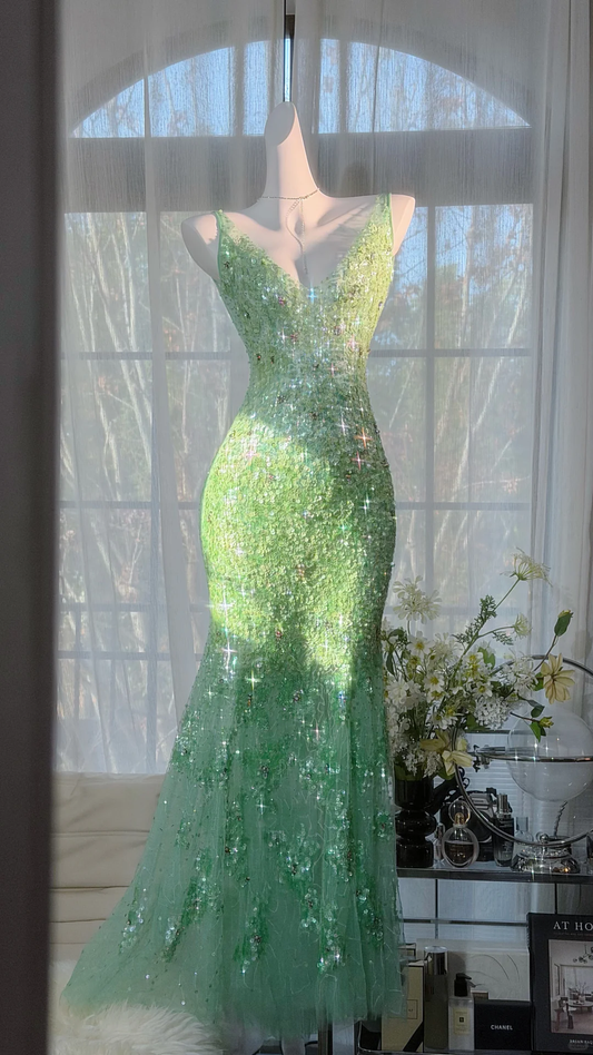 Glamorous Mint Green Sequin Mermaid Prom Gown V-Neck Beaded Evening Dress DP8127